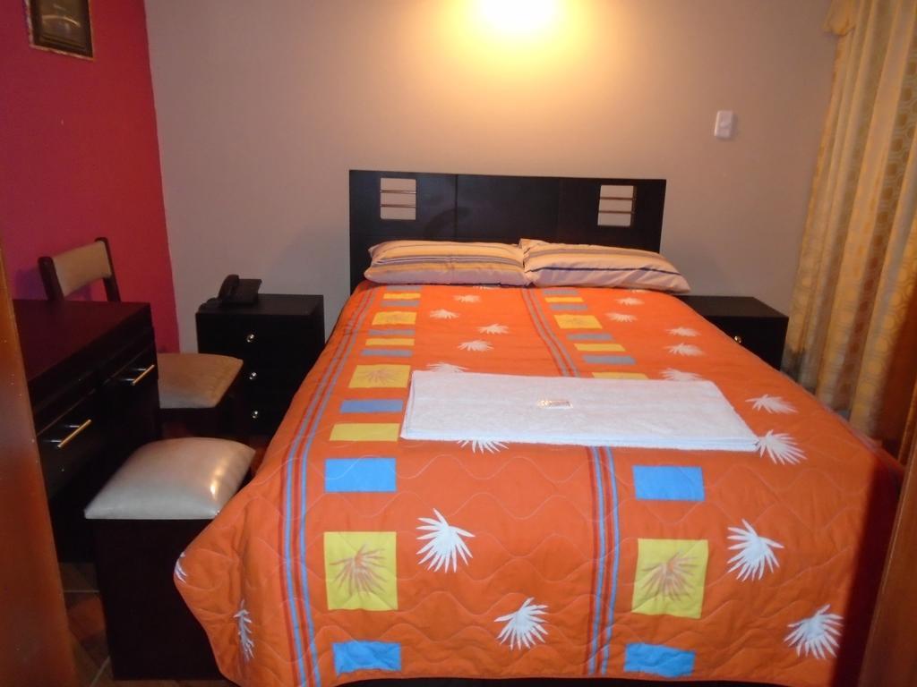 Hotel El Ejido Quito Pokoj fotografie