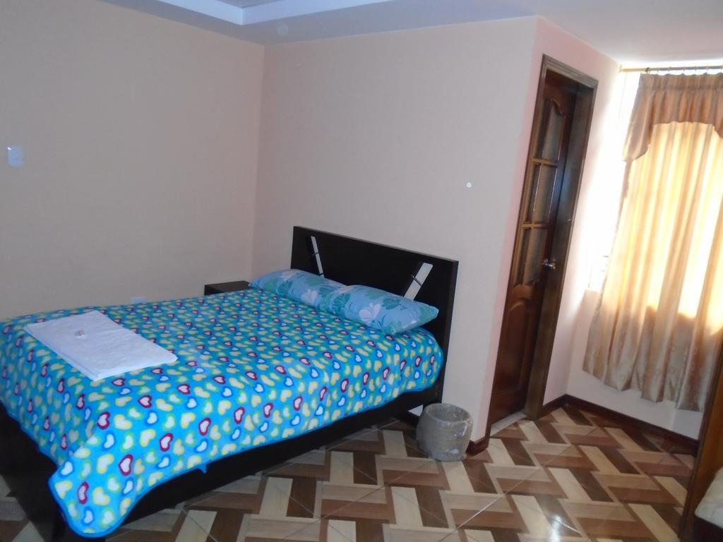 Hotel El Ejido Quito Pokoj fotografie